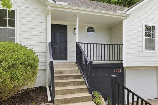 1003 Lincoln ST, Pleasant Hill, MO 64080