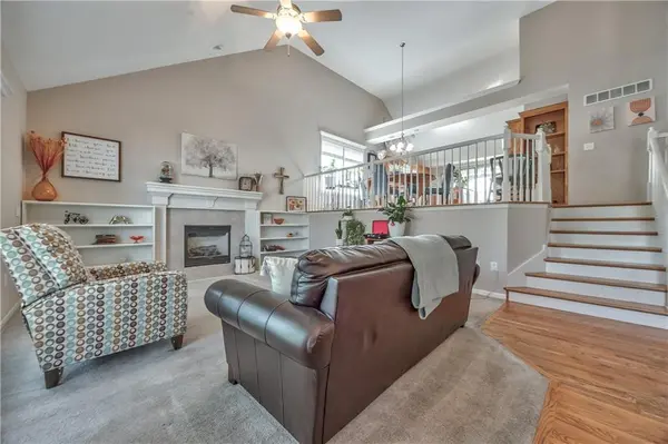 4605 NE 105th ST, Kansas City, MO 64156