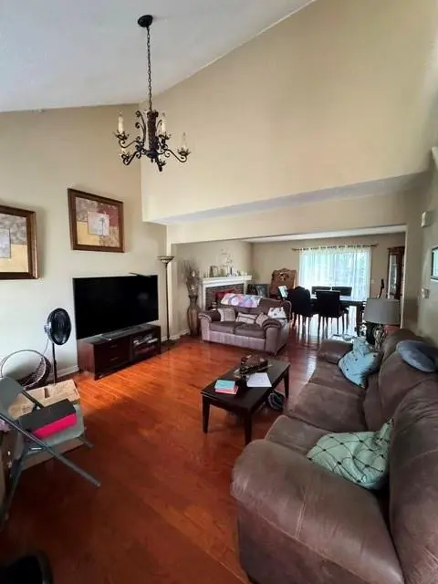 3532 NE 72nd TER, Kansas City, MO 64119