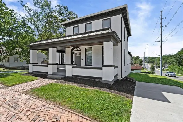 222 W Market ST, Warrensburg, MO 64093