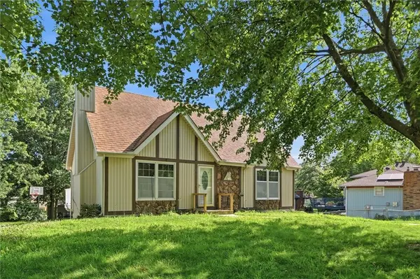 6718 Brink ST, Kansas City, MO 64152