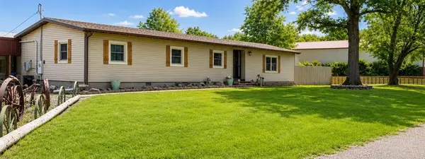702 W Oak ST, Weir, KS 66781