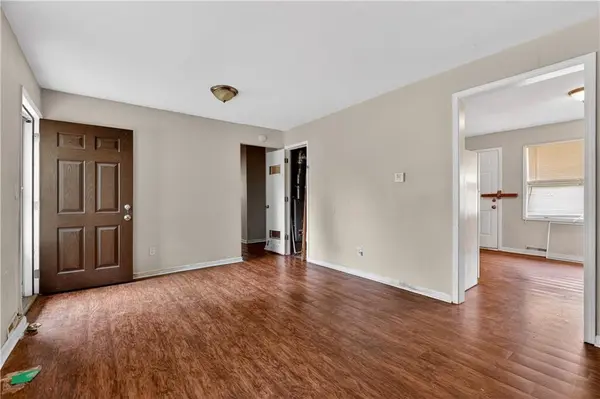 11401 Palmer AVE, Kansas City, MO 64134