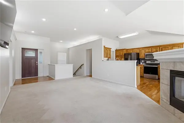 113 N Cedar Hills ST, Olathe, KS 66061