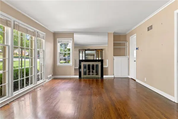 5325 Norwood RD, Fairway, KS 66205