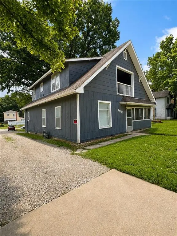 1013 S 4th ST, Leavenworth, KS 66048