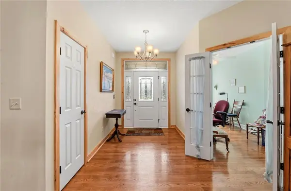 3347 S Wood AVE, Independence, MO 64057
