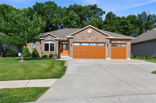 3347 S Wood AVE, Independence, MO 64057