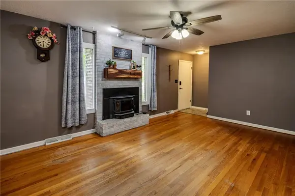 2523 N 83rd ST, Kansas City, KS 66109