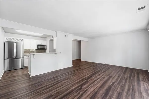 4727 Jarboe ST #95, Kansas City, MO 64112