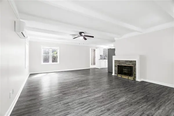 100 W 99th ST, Kansas City, MO 64114