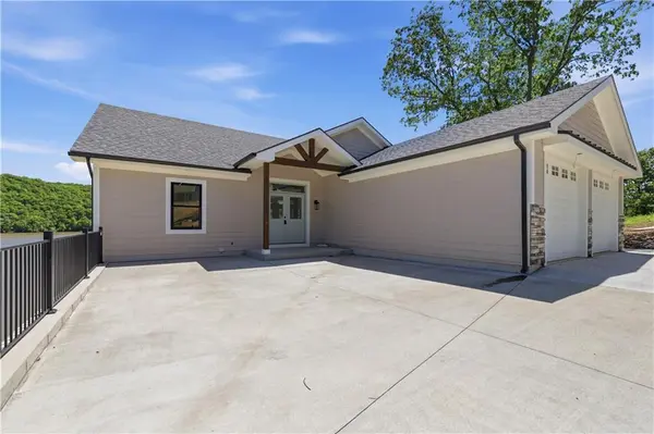 154 Lakeway LN, Climax Springs, MO 65324