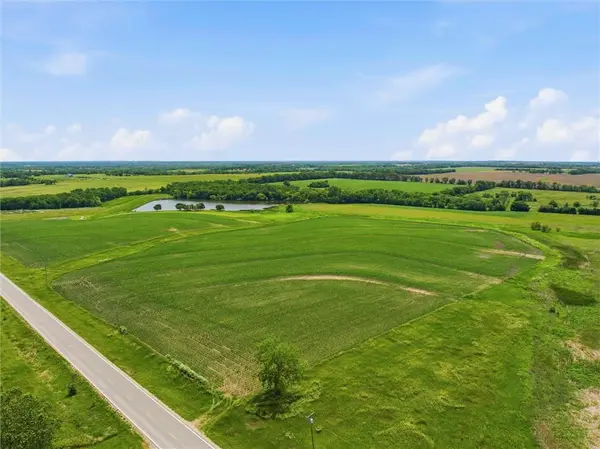 0000 N 300 RD, Baldwin City, KS 66006
