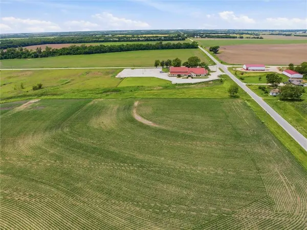 0000 N 300 RD, Baldwin City, KS 66006