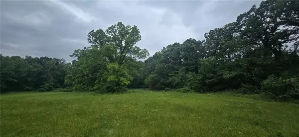 12668 E Panama RD, Nevada, MO 64772