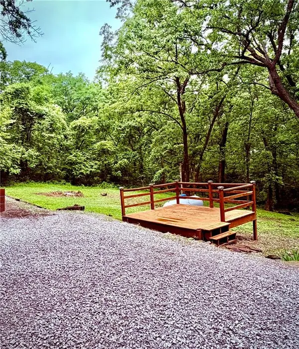 409 SW Lakeside DR, Lacygne, KS 66040