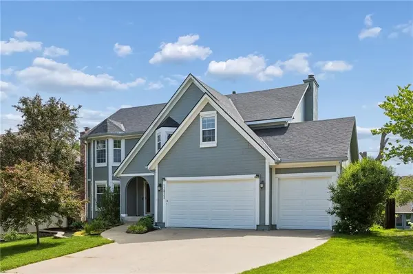 12823 Perry ST, Overland Park, KS 66213