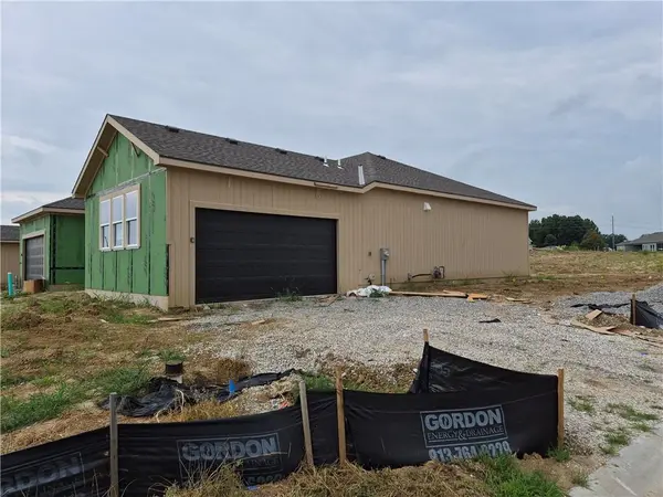 14550 Amanda LN, Basehor, KS 66007
