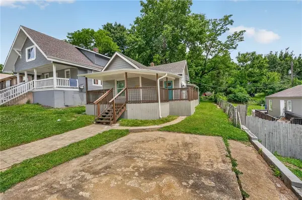 221 N 25th ST, Kansas City, KS 66102