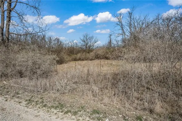 Reserve W 174th ST, Lawson, MO 64062
