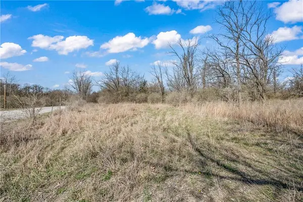 Reserve W 174th ST, Lawson, MO 64062