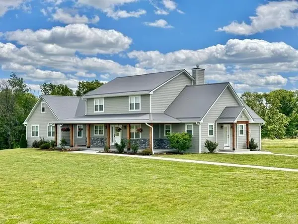 26096 E E Hwy HWY, Milo, MO 64767