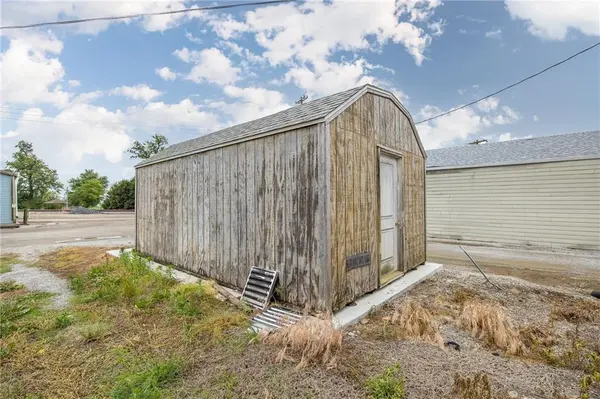 110 Grand AVE, Forest City, MO 64451