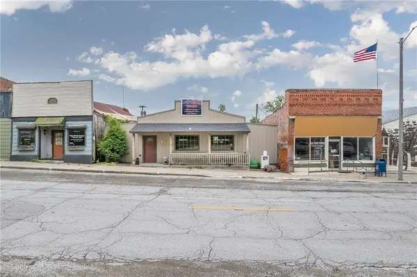 110 Grand AVE, Forest City, MO 64451