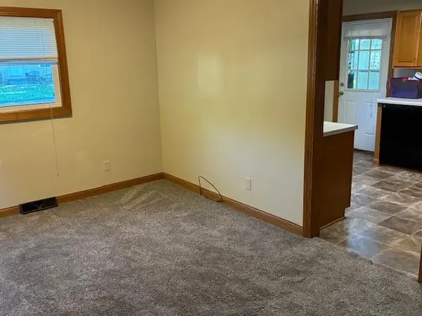 1944 NW Winter ST, Topeka, KS 66608