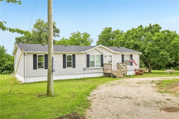 428 SW 850 RD, Chilhowee, MO 64733
