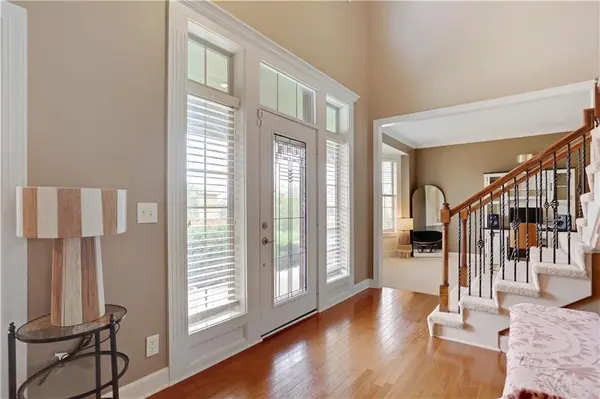 14761 S Turnberry ST, Olathe, KS 66061