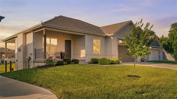 19610 W 196th TER, Spring Hill, KS 66083