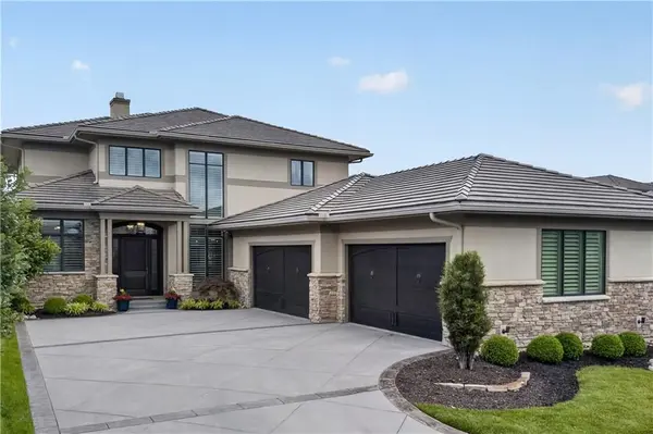 6009 W 137th ST, Overland Park, KS 66223