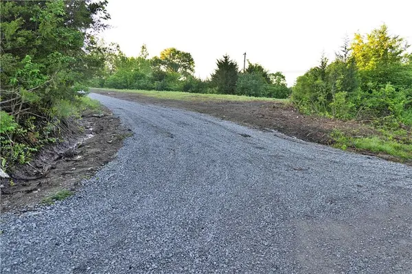 Murray rd RD, Lawson, MO 64062