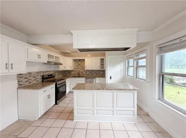 11304 E 55th TER, Raytown, MO 64133