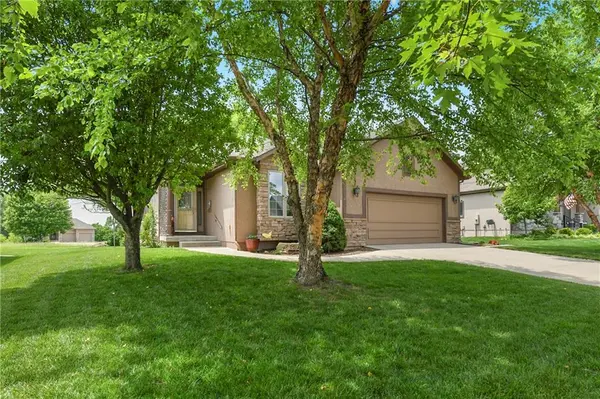 29374 Rockwood AVE, Paola, KS 66071