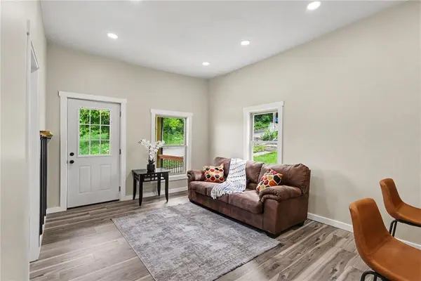 20 S Minnie ST, Kansas City, KS 66103