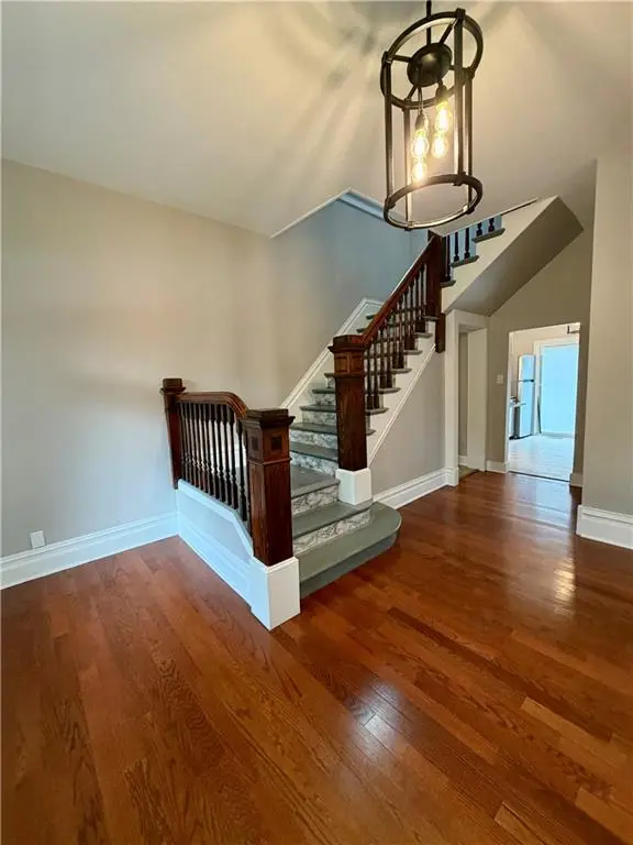 623 N 22nd ST, St Joseph, MO 64506