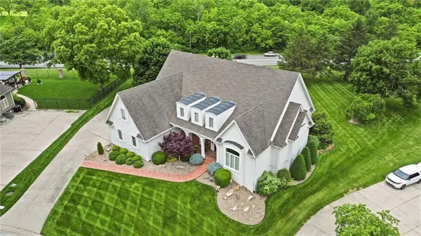 3304 Trail Ridge DR, Independence, MO 64055