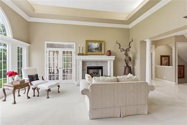 3304 Trail Ridge DR, Independence, MO 64055