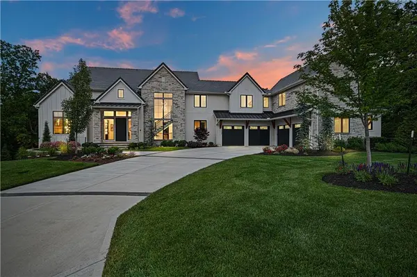17023 Wallace WAY, Loch Lloyd, MO 64012