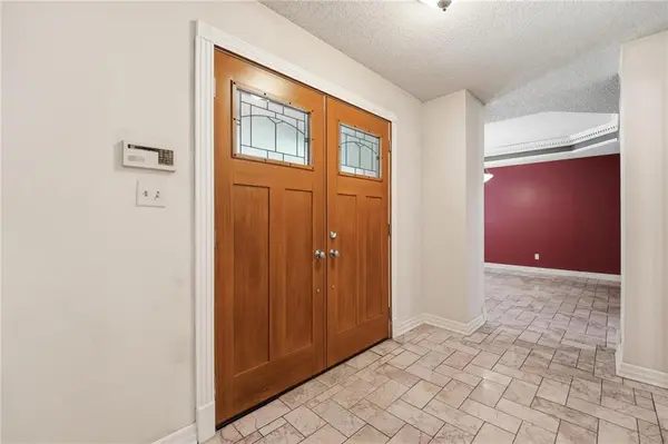 604 NW 64th ST, Kansas City, MO 64118