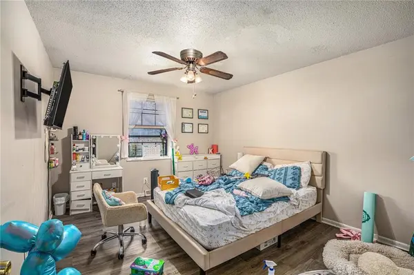 2508 NW 6th ST, Blue Springs, MO 64014