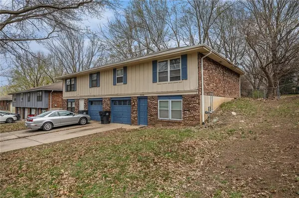 2508 NW 6th ST, Blue Springs, MO 64014