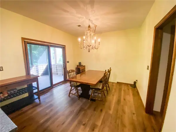 25309 E 317th ST, Harrisonville, MO 64701