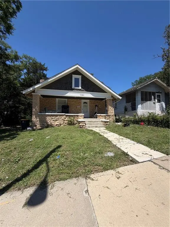 3416 E 58th TER, Kansas City, MO 64132