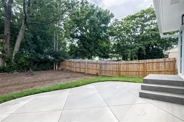 106 Baldwin ST, Belton, MO 64012