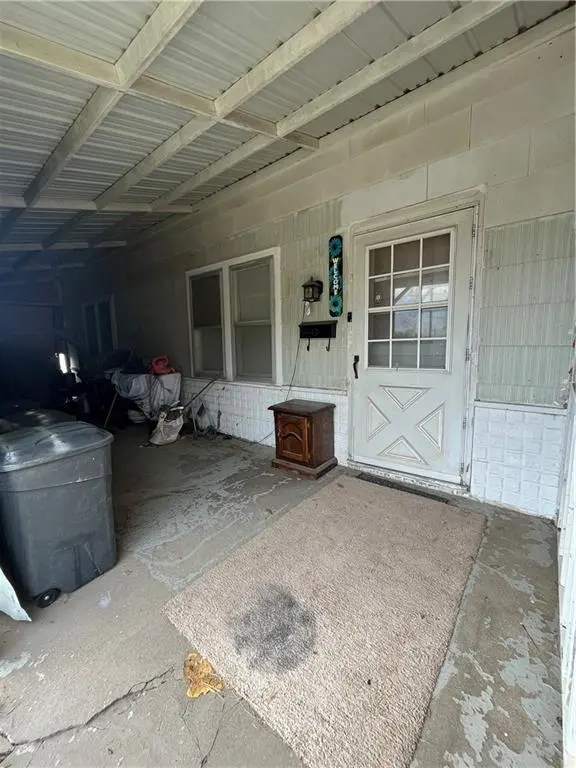 120 N Main ST, Warrensburg, MO 64093