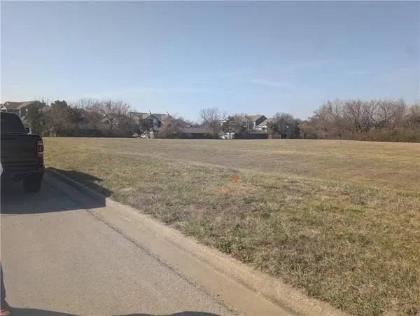 129th & Somerset TER, Olathe, KS 66062