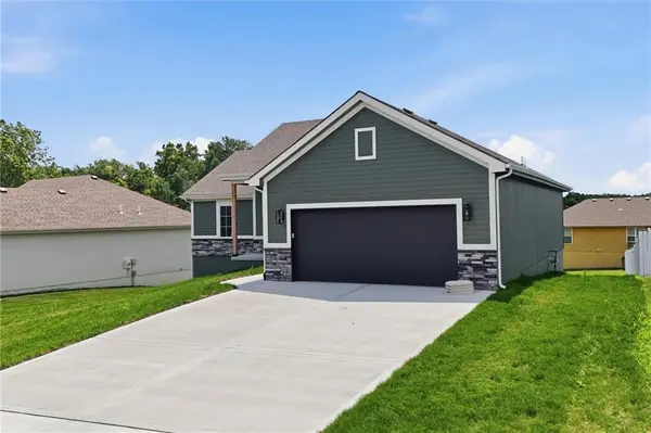 2211 Ashford ST, Excelsior Springs, MO 64024